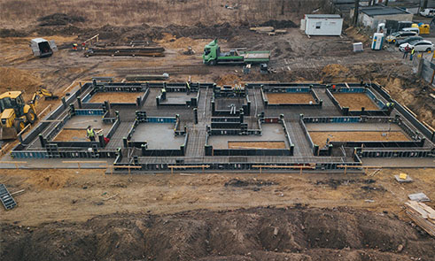 Stropní bednění nosníky H20 a stojky